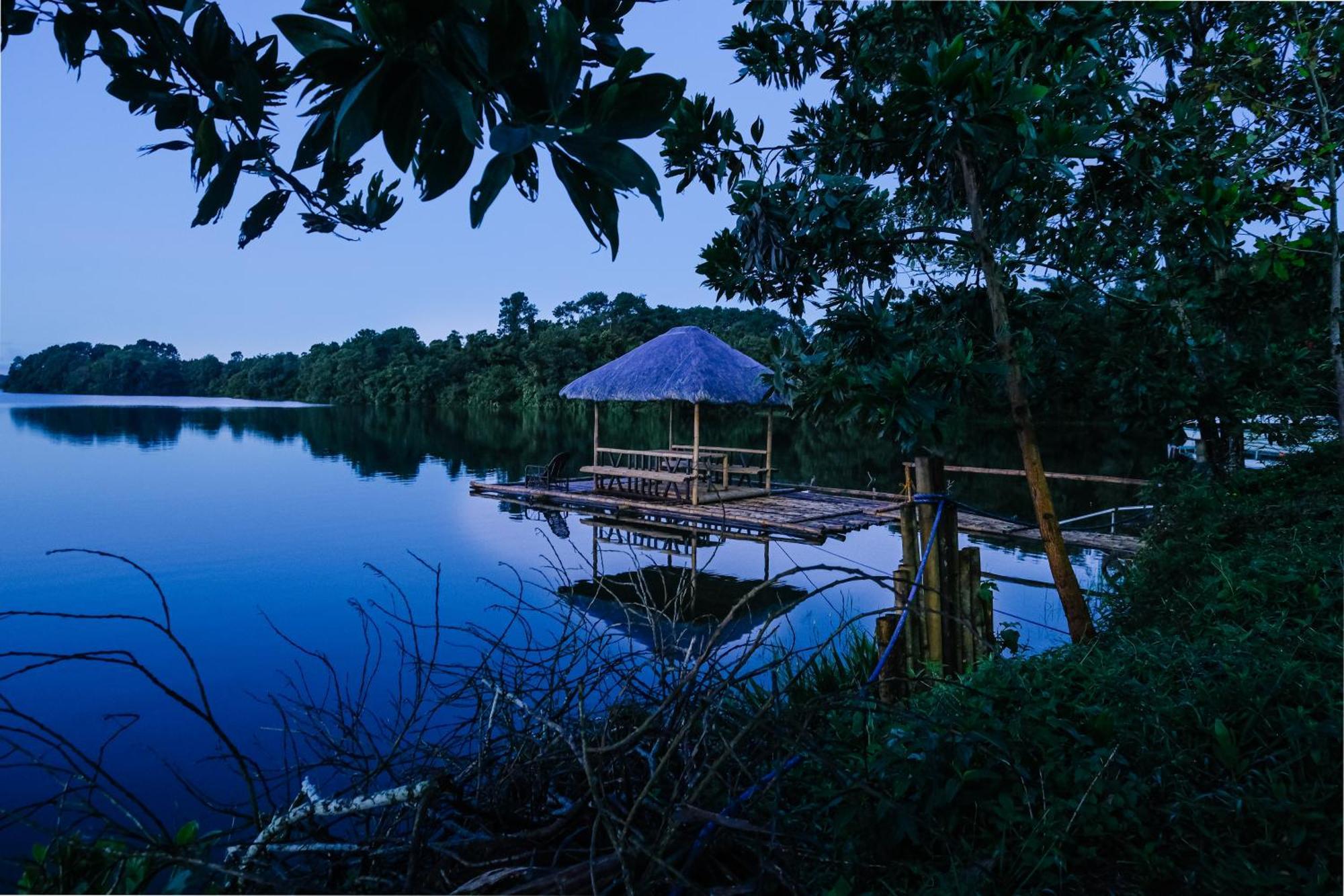 Almost Heaven Lake Resort By Cocotel Cavinti Exteriör bild