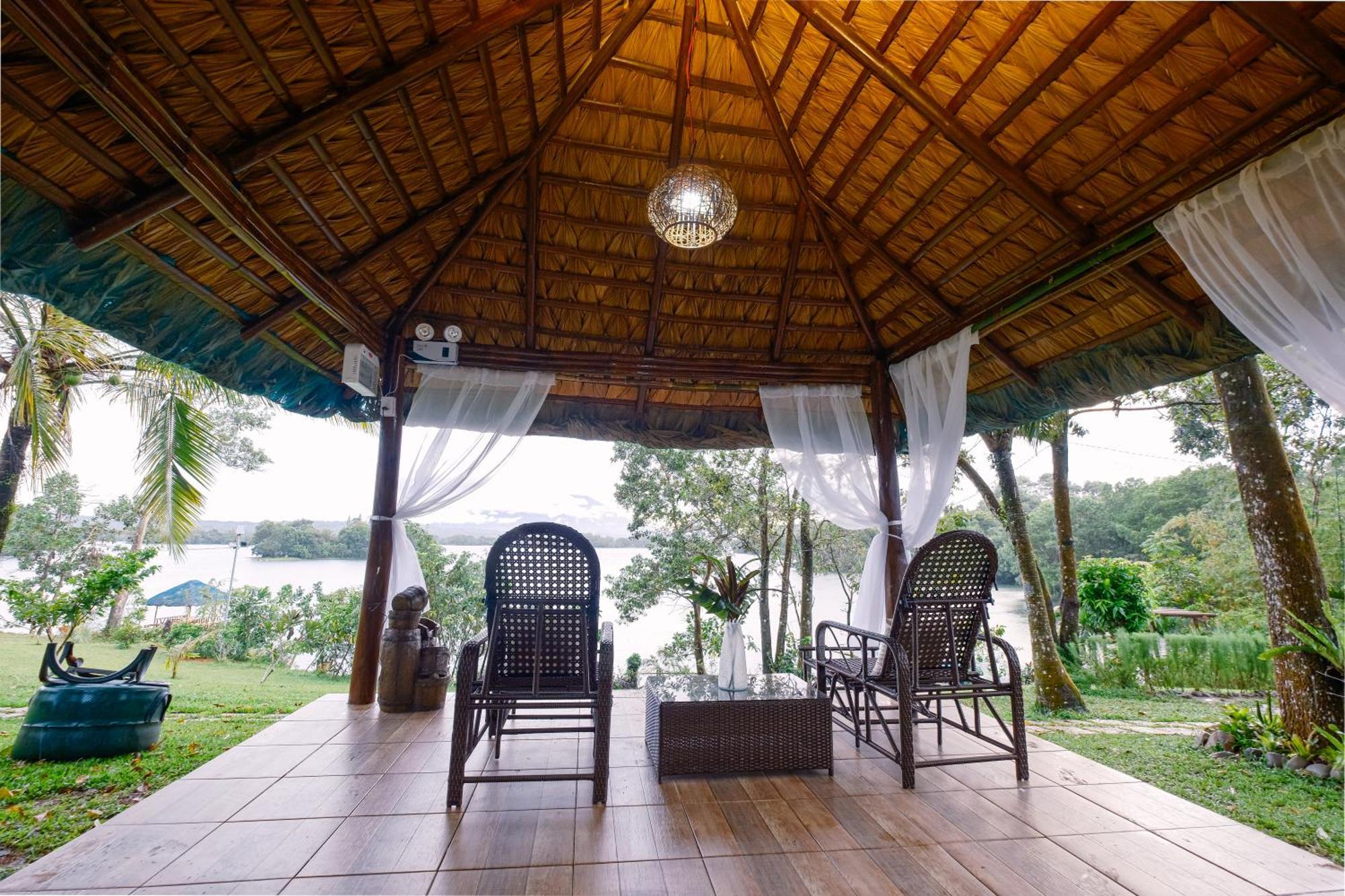 Almost Heaven Lake Resort By Cocotel Cavinti Exteriör bild
